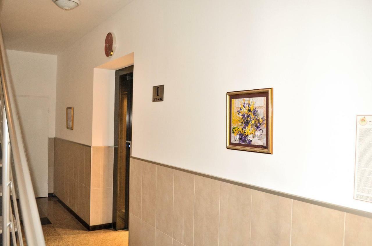 Central Apartment Стара-Заґора Екстер'єр фото